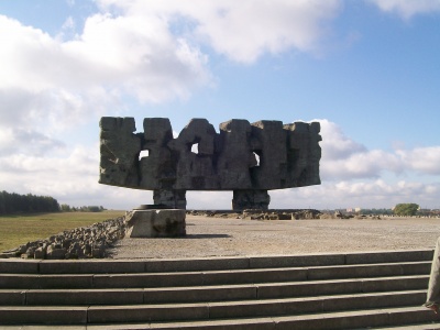 majdanek_003_400 majdanek_003_400