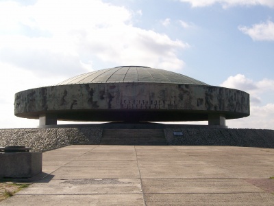 majdanek_090_400